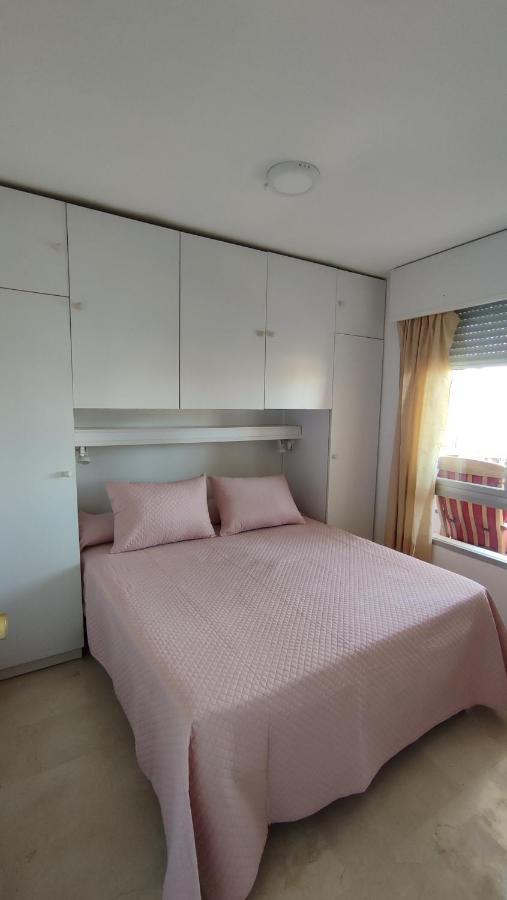 Lovely Apartment In Torremolinos Views Of The Sea, Pool, Terrace, Sofa Bed And Fully Equipped Kitchen Exteriér fotografie