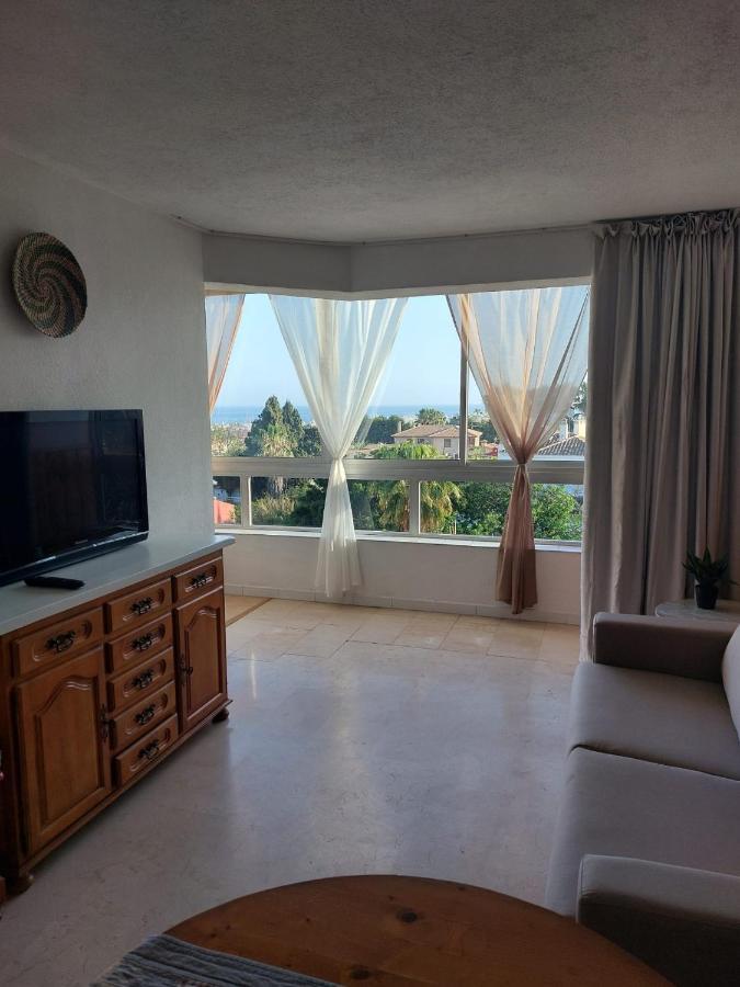 Lovely Apartment In Torremolinos Views Of The Sea, Pool, Terrace, Sofa Bed And Fully Equipped Kitchen Exteriér fotografie