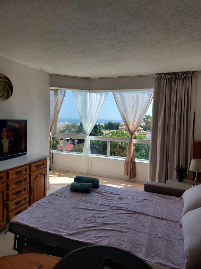 Lovely Apartment In Torremolinos Views Of The Sea, Pool, Terrace, Sofa Bed And Fully Equipped Kitchen Exteriér fotografie