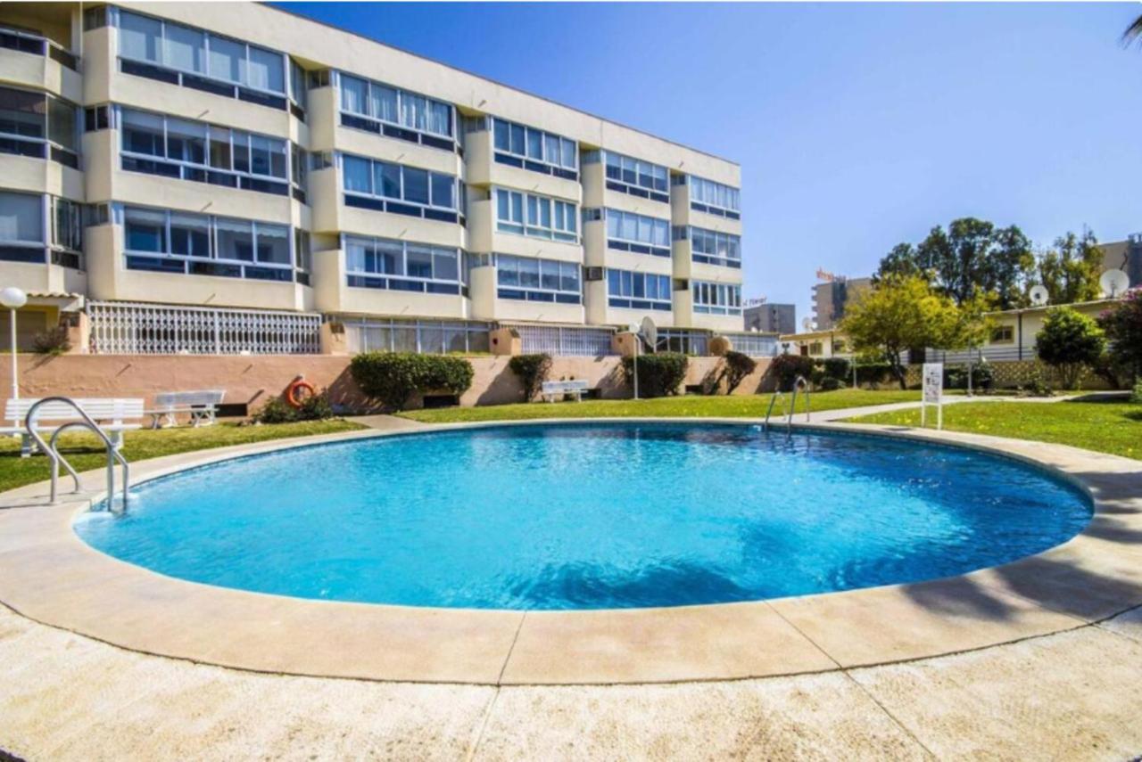 Lovely Apartment In Torremolinos Views Of The Sea, Pool, Terrace, Sofa Bed And Fully Equipped Kitchen Exteriér fotografie